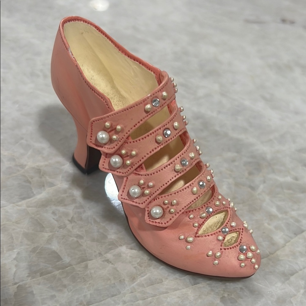 VINTAGE JUST THE RIGHT SHOE "PROMENADE" 1998 by Raine #25018 WILLITTS DESIGN